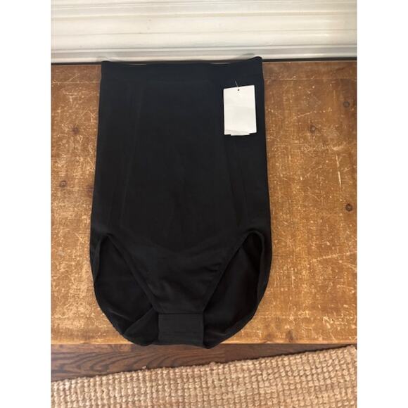 Spanx Women's Oncore High-Waisted Briefs Shapewear Slimming Small New - Picture 7 of 7